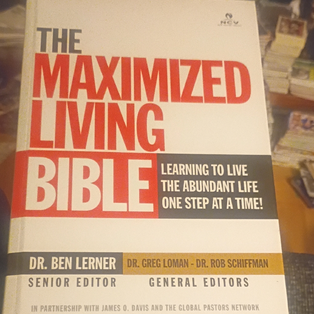 The Maximized Living Bible Hardcover Book Dr Ben Lerner Senior Editor